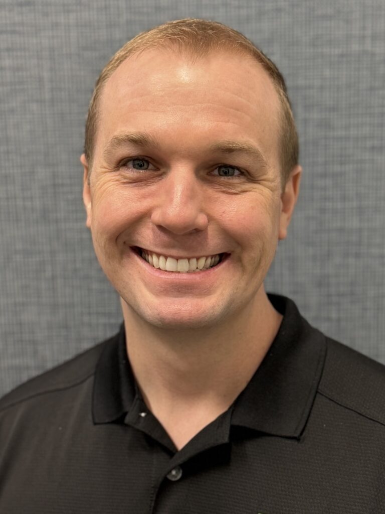 Dr. Spencer, general dentist at Dunedin Dental Associates serving Dunedin and Clearwater, FL patients